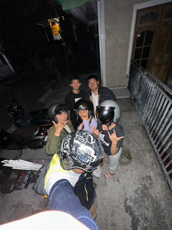 5d4423e8-c05b-42ad-b25e-6fd637ea9f0a.jpg