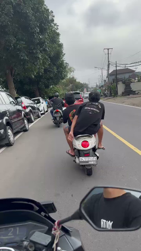 WhatsApp Video 2025-05-30 at 16.44.29.mp4